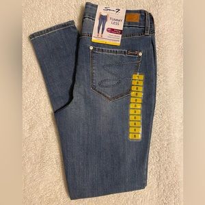 New with tag - Seven7 Jeans Tummyless High Rise Skinny Size 8